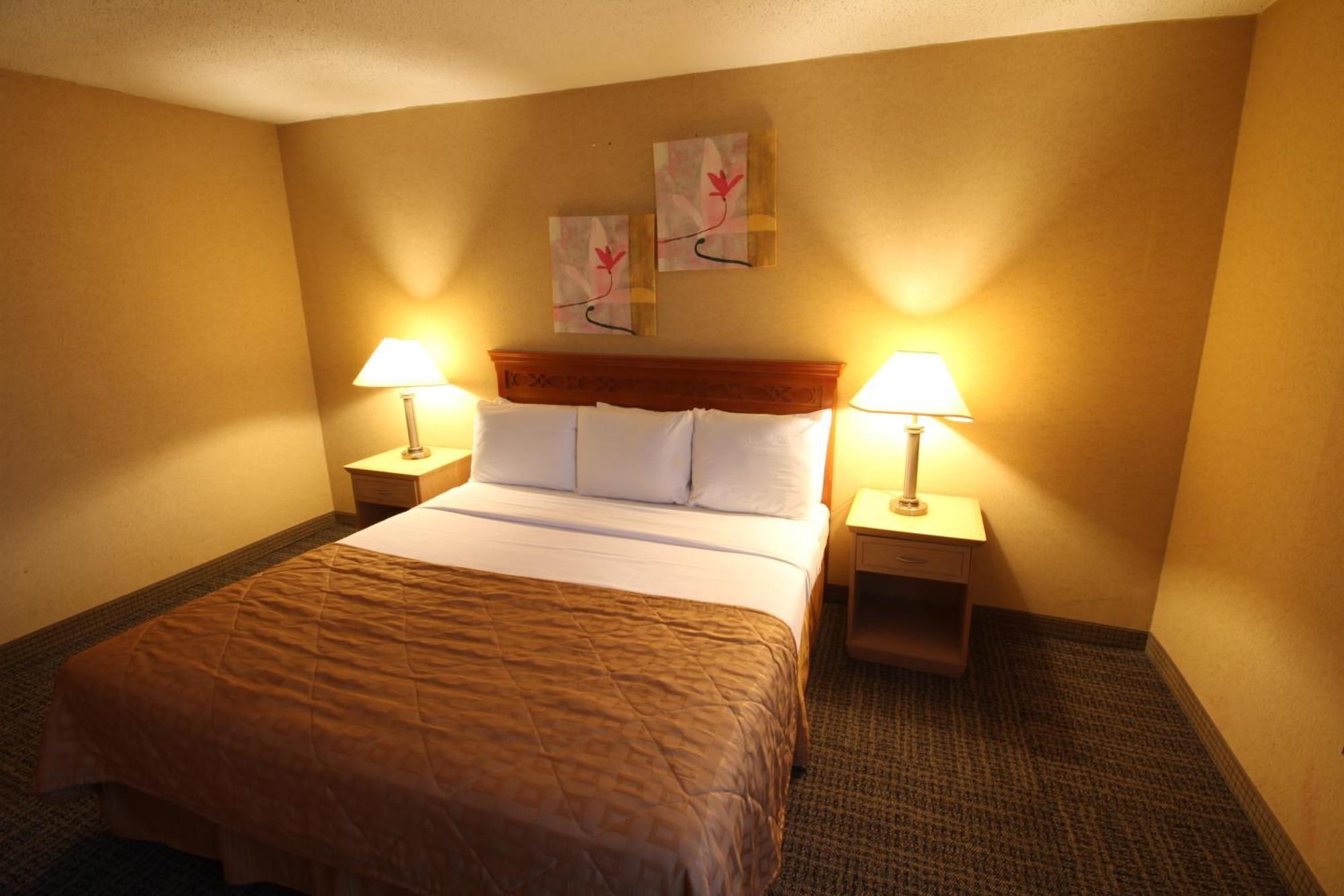 Gateway Hotel Dallas Park Central エクステリア 写真